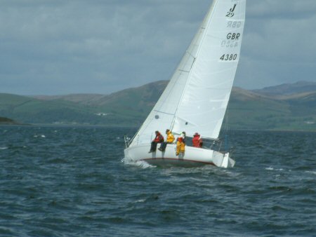 Lingo - a J29 - just off Inchmarnock