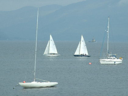 Close racing at the Laing O'Rourke Big Scottish Quaich
