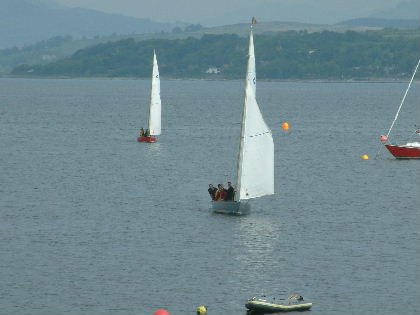 Approaching the start at the Laing O'Rourke sailing day